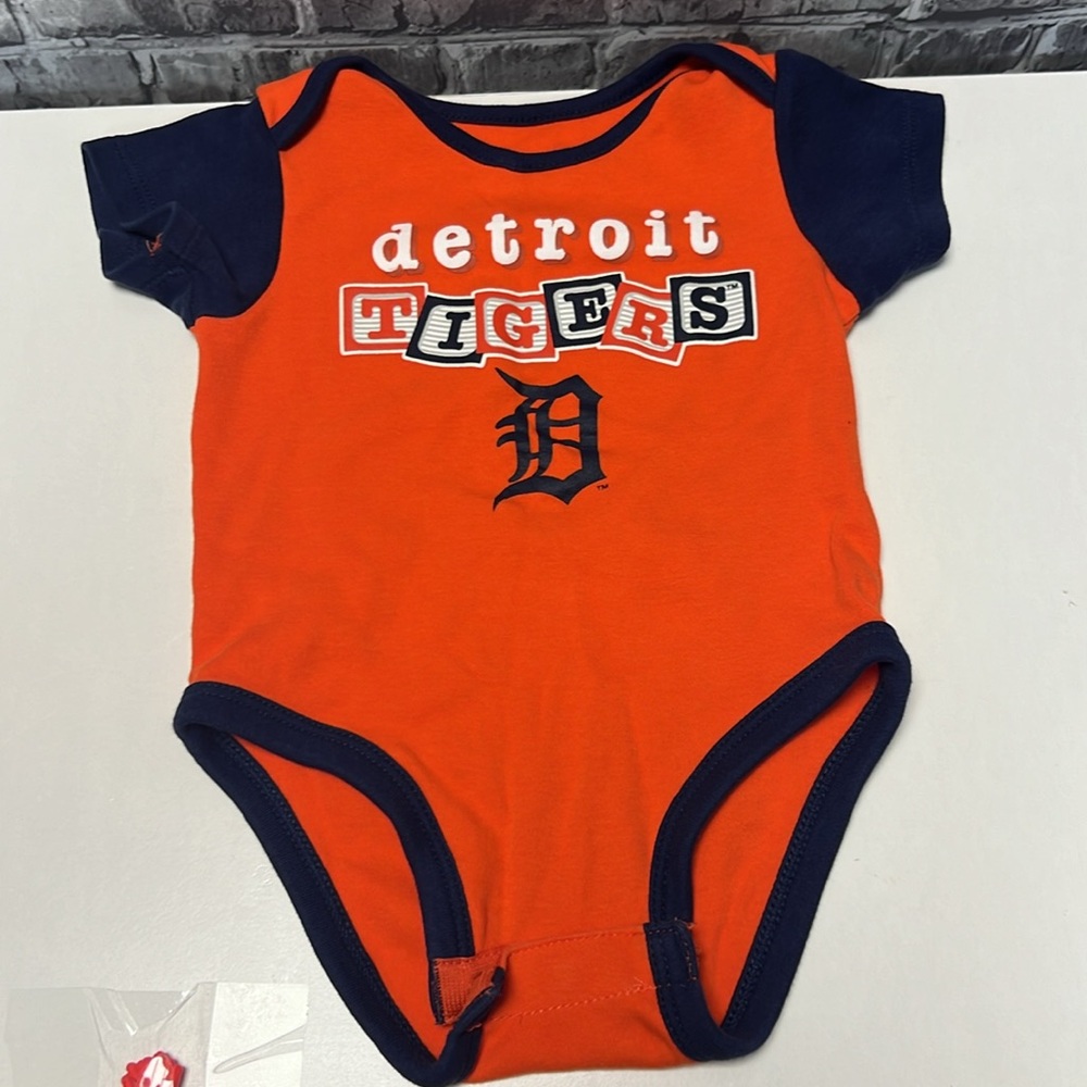 Detroit Tigers - Picture 2 of 8